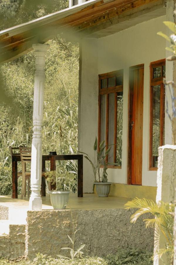 Kurumba Hostel Ella Bagian luar foto